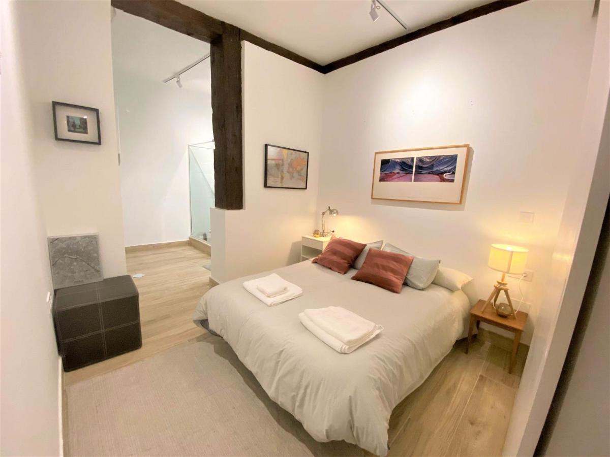Opera-suites Luxury La Boheme, In The Very Center Of Madrid. Apartamento