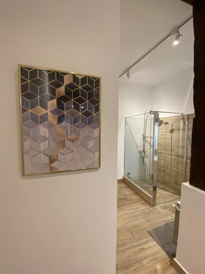 Opera-suites Luxury La Boheme, In The Very Center Of Madrid. Apartamento *