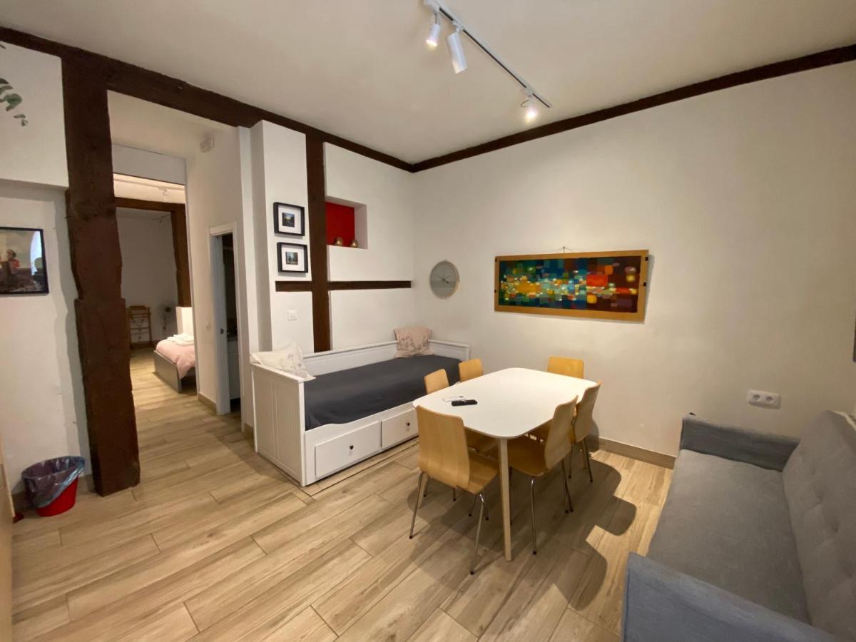 Apartamento Opera-suites Luxury La Boheme, In The Very Center Of Madrid. *